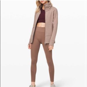 LIKE NEW Lululemon Radiant Jacket II Heathered
Spanish Oak 10